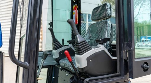 18 FLEX PRO 1.8 Ton Mini Excavator USA with 12 attachments - Image 16